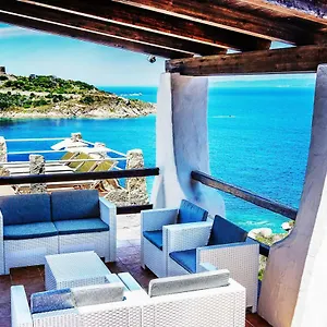 villa-elena-exclusive-rooms.in-sardinia.net/